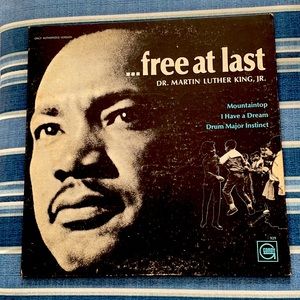 DR. MARTIN LUTHER KING, JR.   Free at last  Vinyl